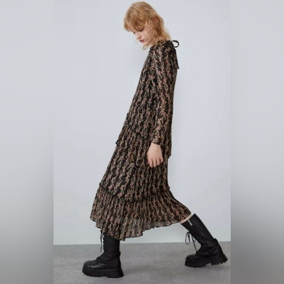 Zara Black Floral Pleated Ruffle Midi Maxi Dress Bloggers Fave Bohemian Crinkle - Picture 15 of 17